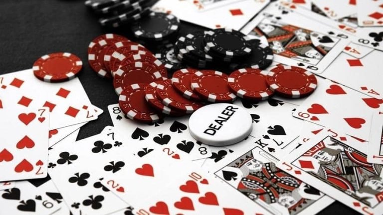 888 game ပလက်ဖောင်း မိုဘိုင်းနှင့် Desktop ရှိ ဂိမ်းခန်း